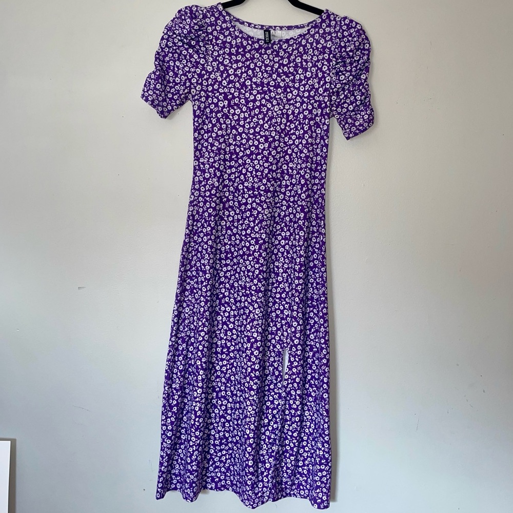 Ditsy Floral Puff-Sleeve Midi Dress
